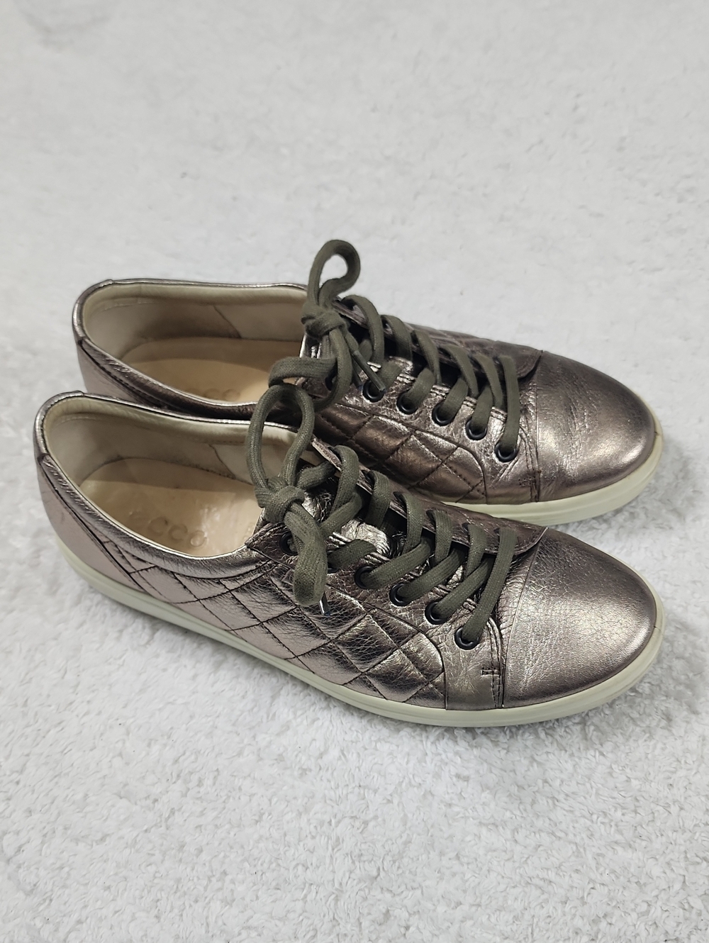 Ecco Metallic Pewter Women's Quilted Sneakers